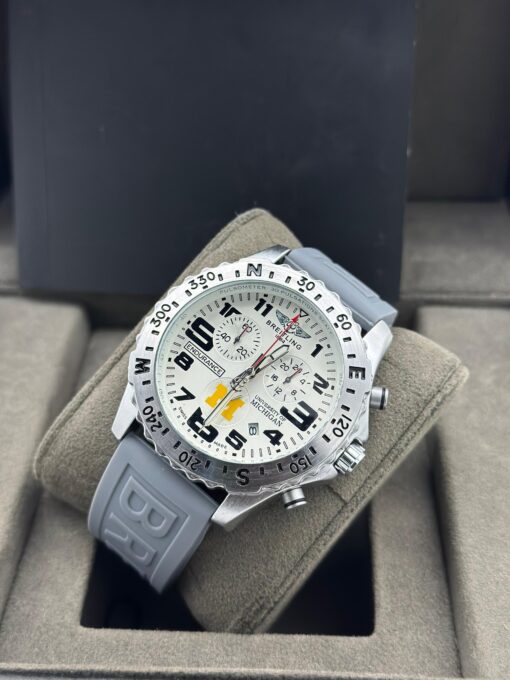 BREITLING RUBBER STRAP WRISTWATCH - Image 2