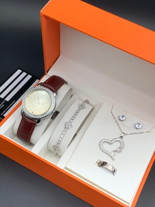 UNIQUE LADIES WRISTWATCH SET - Image 2