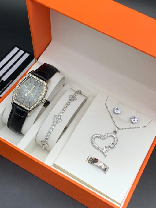 UNIQUE LADIES WRISTWATCH SET - Image 5