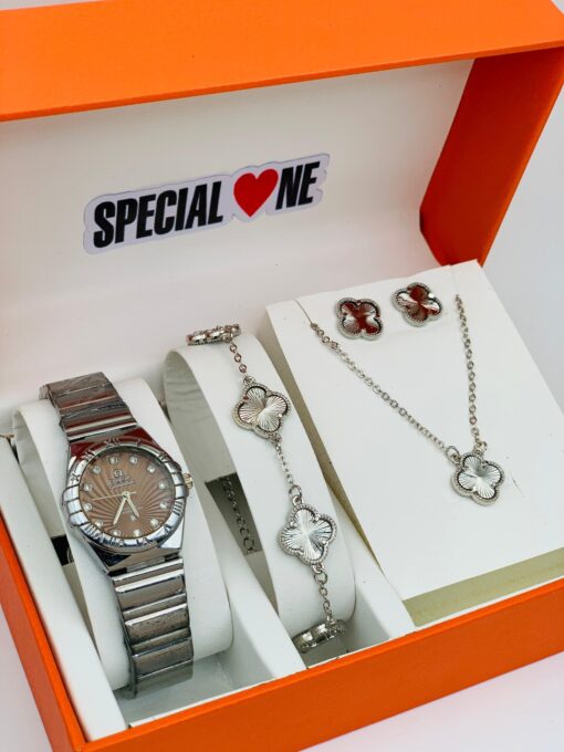 OMEGA UNIQUE LADIES SET WRISTWATCH