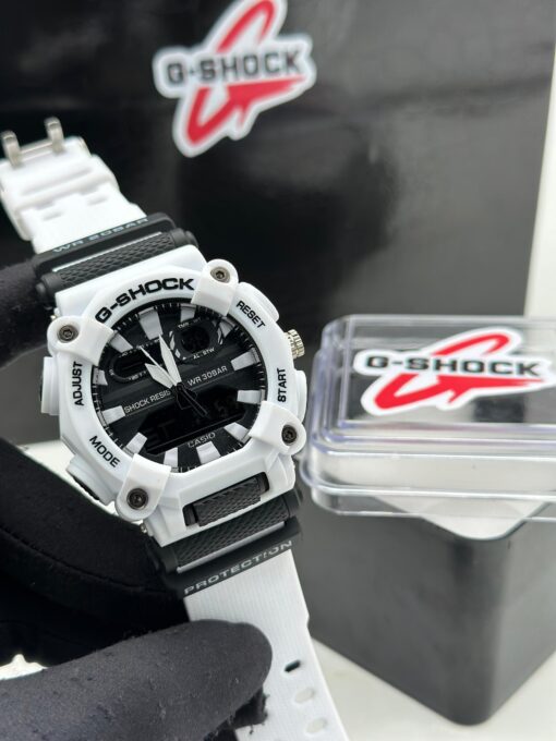 Classic G-Shock Rubber Strap Watch - Image 6