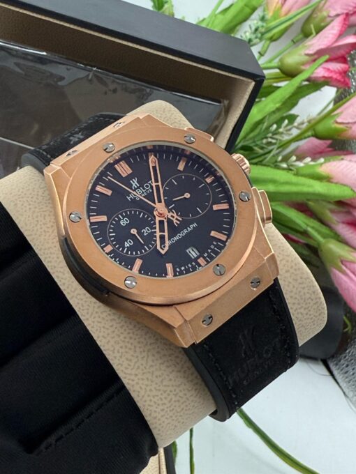 Hublot Active Chronograph Wristwatch - Image 4