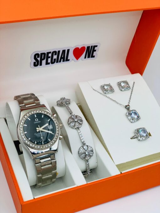 BEAUTIFUL & UNIQUE LADIES SET WRISTWATCH - Image 9