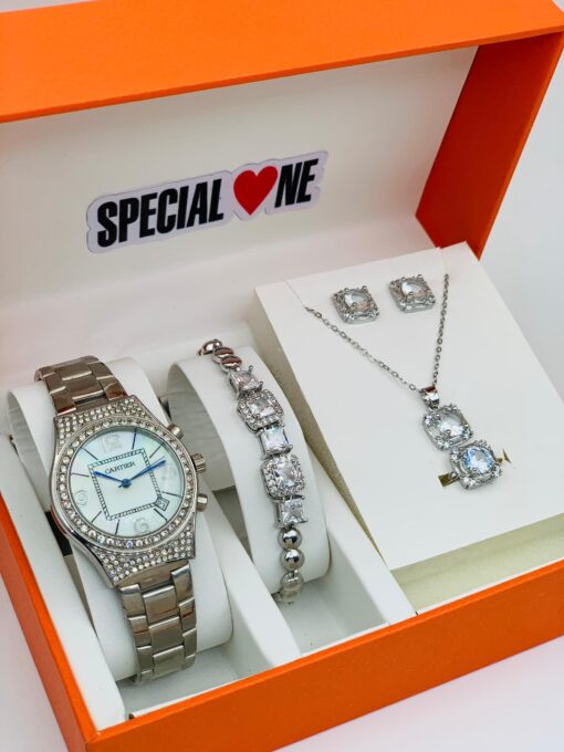 BEAUTIFUL & UNIQUE LADIES SET WRISTWATCH - Image 4