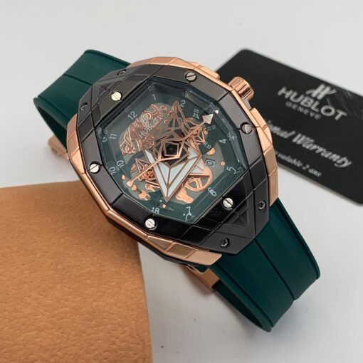 HUBLOT RUBBER STRAPPED WRISTWATCH - Image 9