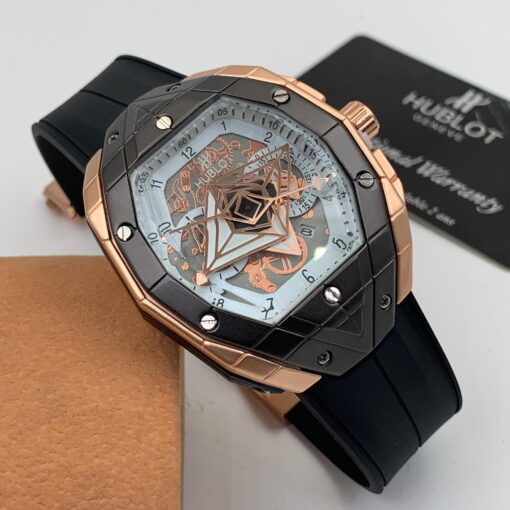 HUBLOT RUBBER STRAPPED WRISTWATCH - Image 3