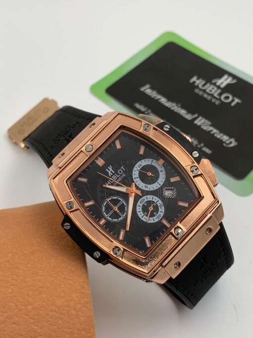 HUBLOT GENEVE LEATHER WRISTWATCH