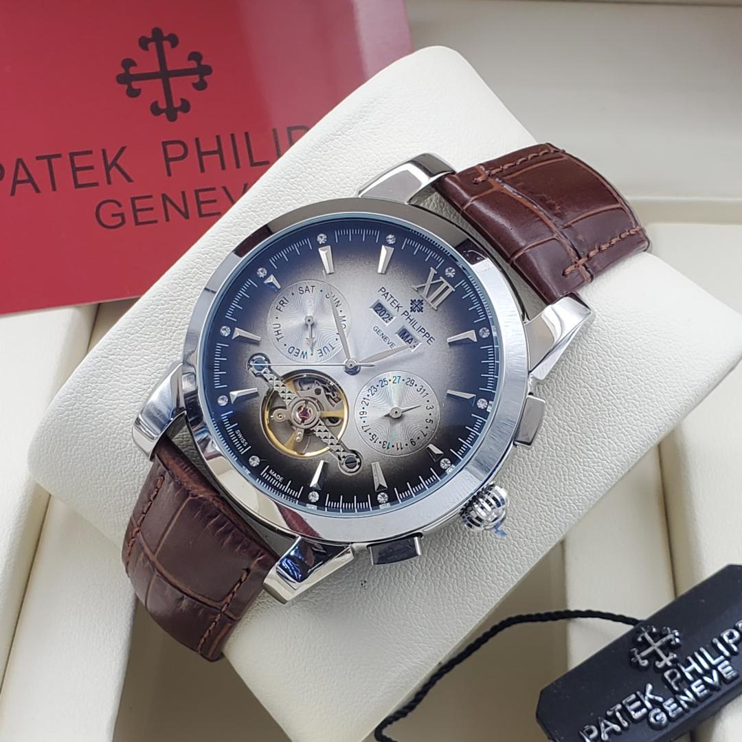 PATEK PHILIPPE AUTOMATIC LEATHER WRISTWATCH - Image 11