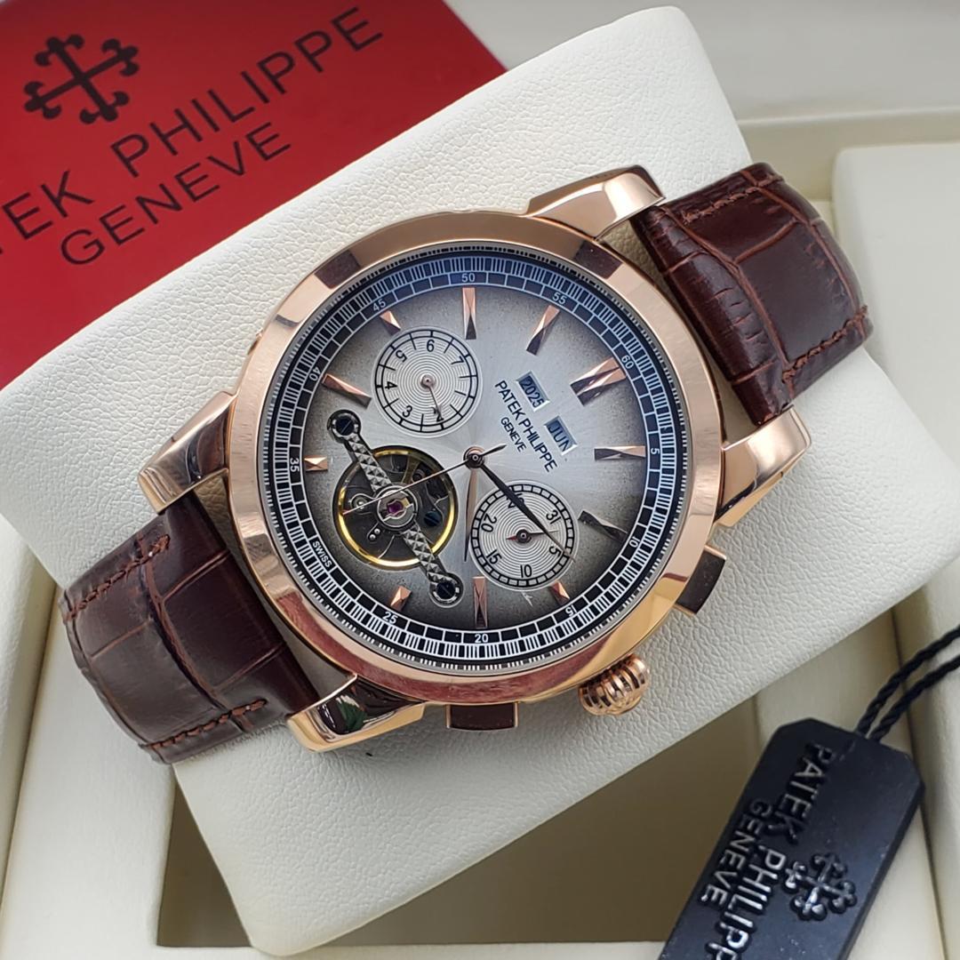 PATEK PHILIPPE AUTOMATIC LEATHER WRISTWATCH - Image 5