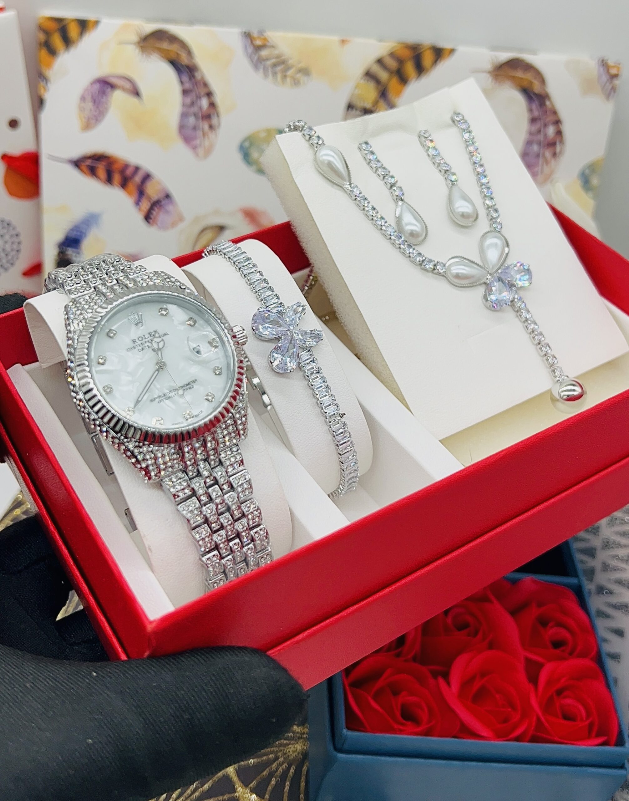 Quality Female Set Wristwatch - Image 21