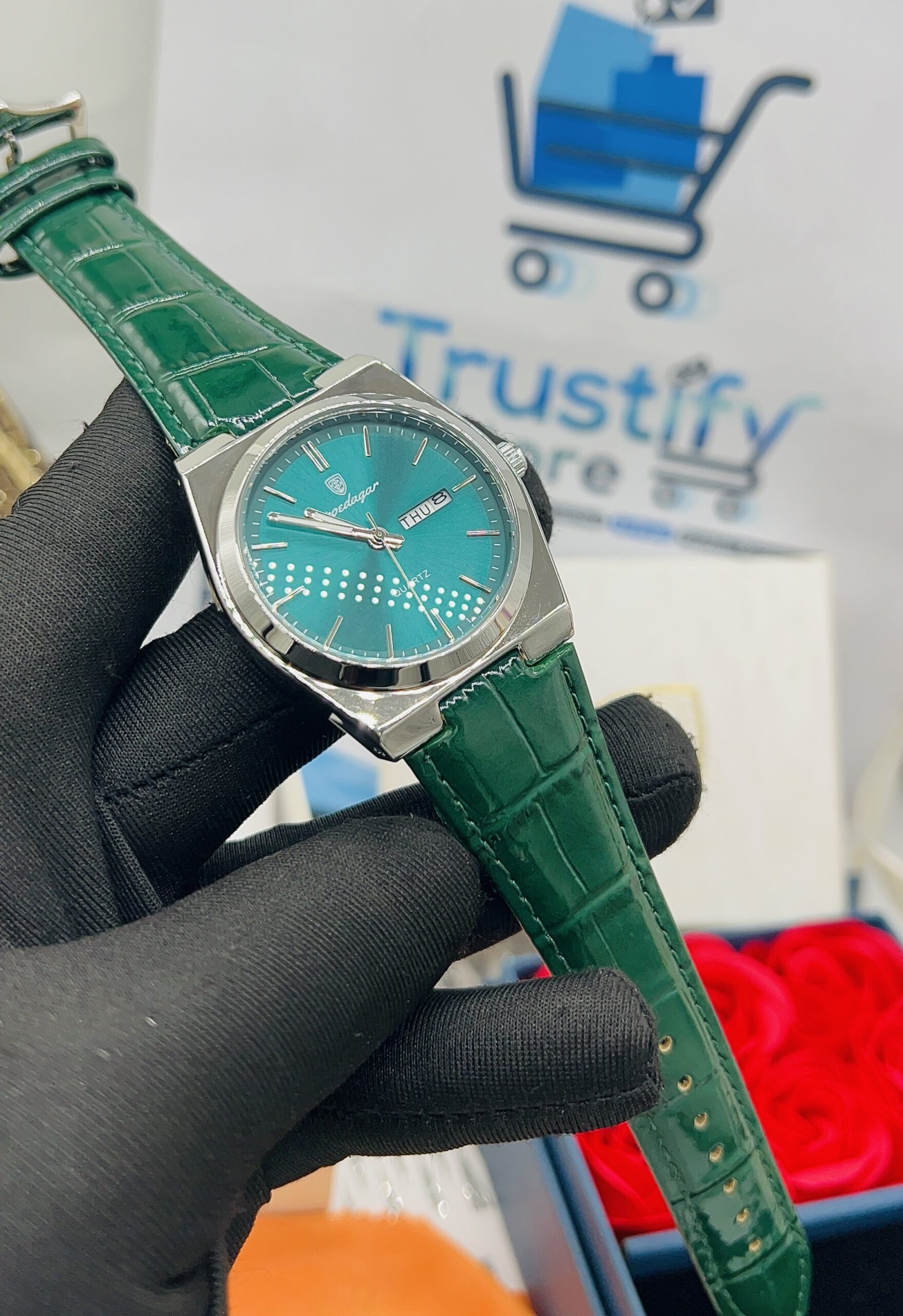 Poedagar Leather-Strapped Wristwatch - Image 3